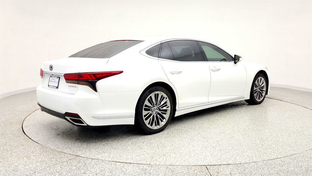 Used 2022 Lexus LS 500 w/ Accessory Package (Z2) image 5