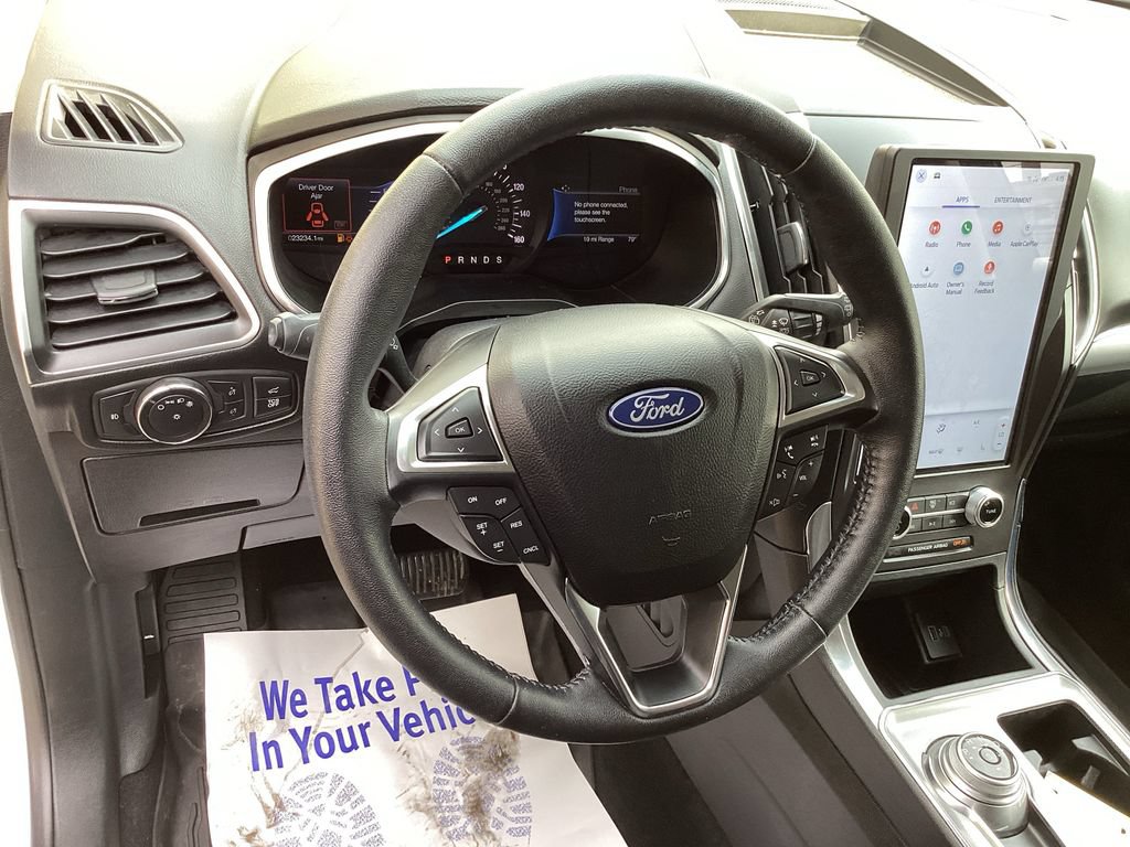 Used 2021 Ford Edge Titanium AWD/4WD image 15