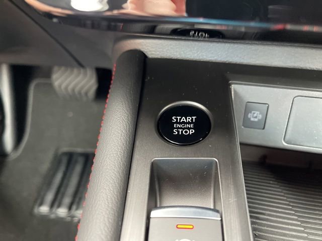 New 2025 Nissan Kicks SR image 26