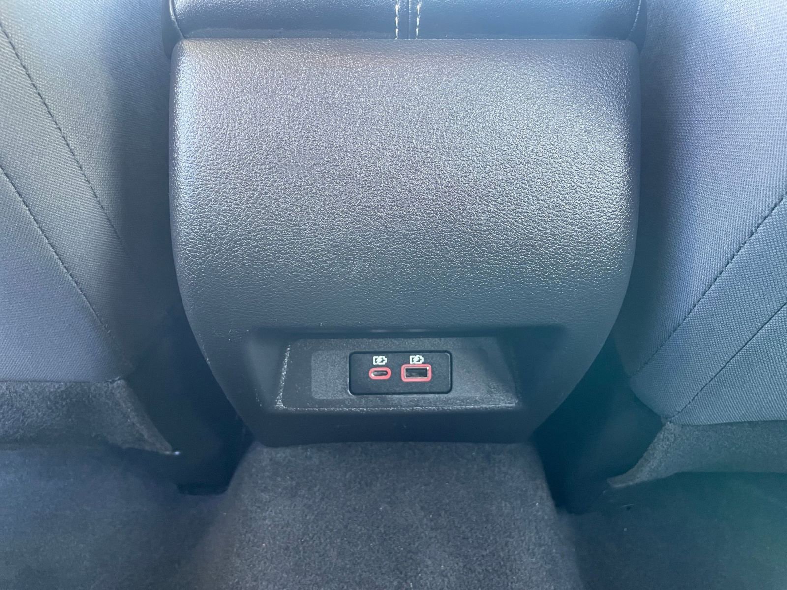 Used 2025 Nissan Altima 2.5 SV image 24