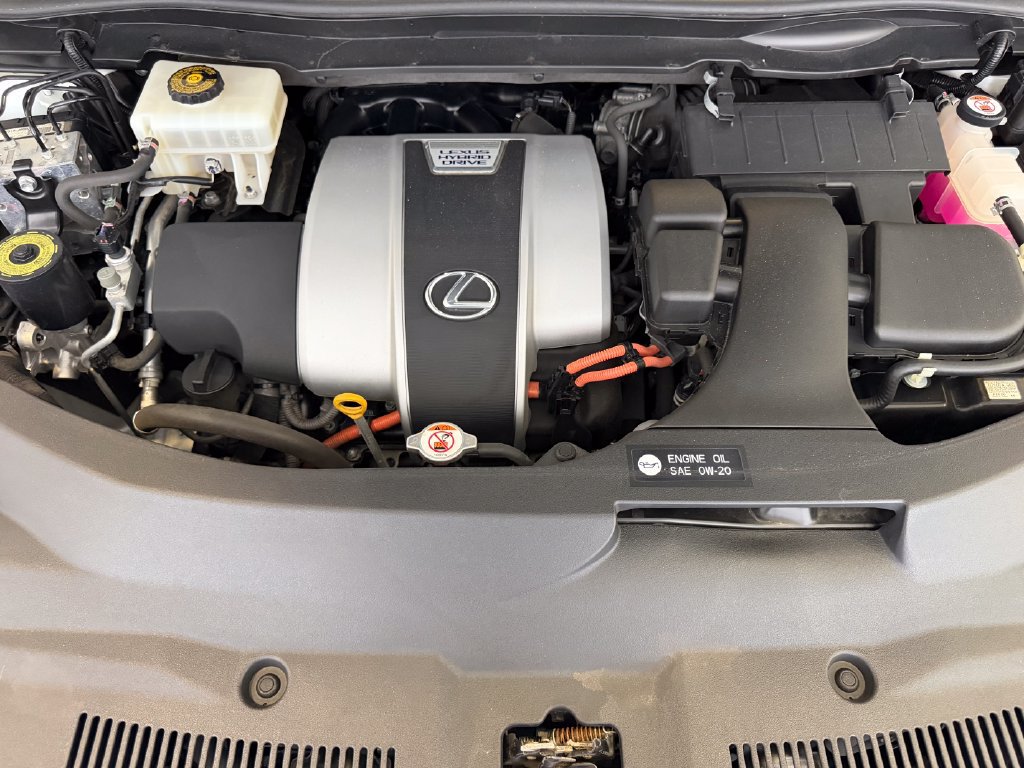 Used 2018 Lexus RX 450hL Premium w/ Premium Package AWD/4WD image 26