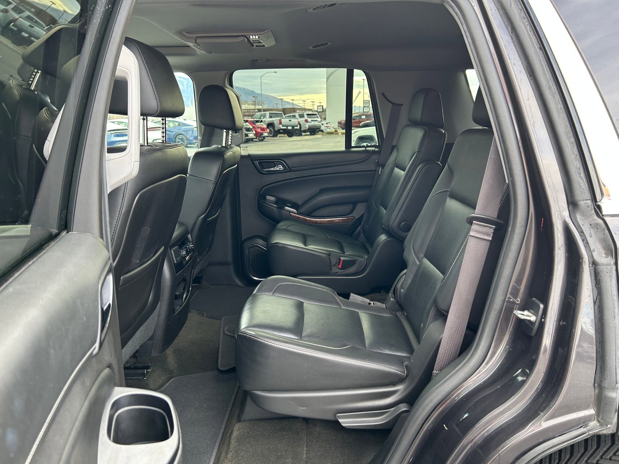 Used 2015 Chevrolet Tahoe LTZ image 24