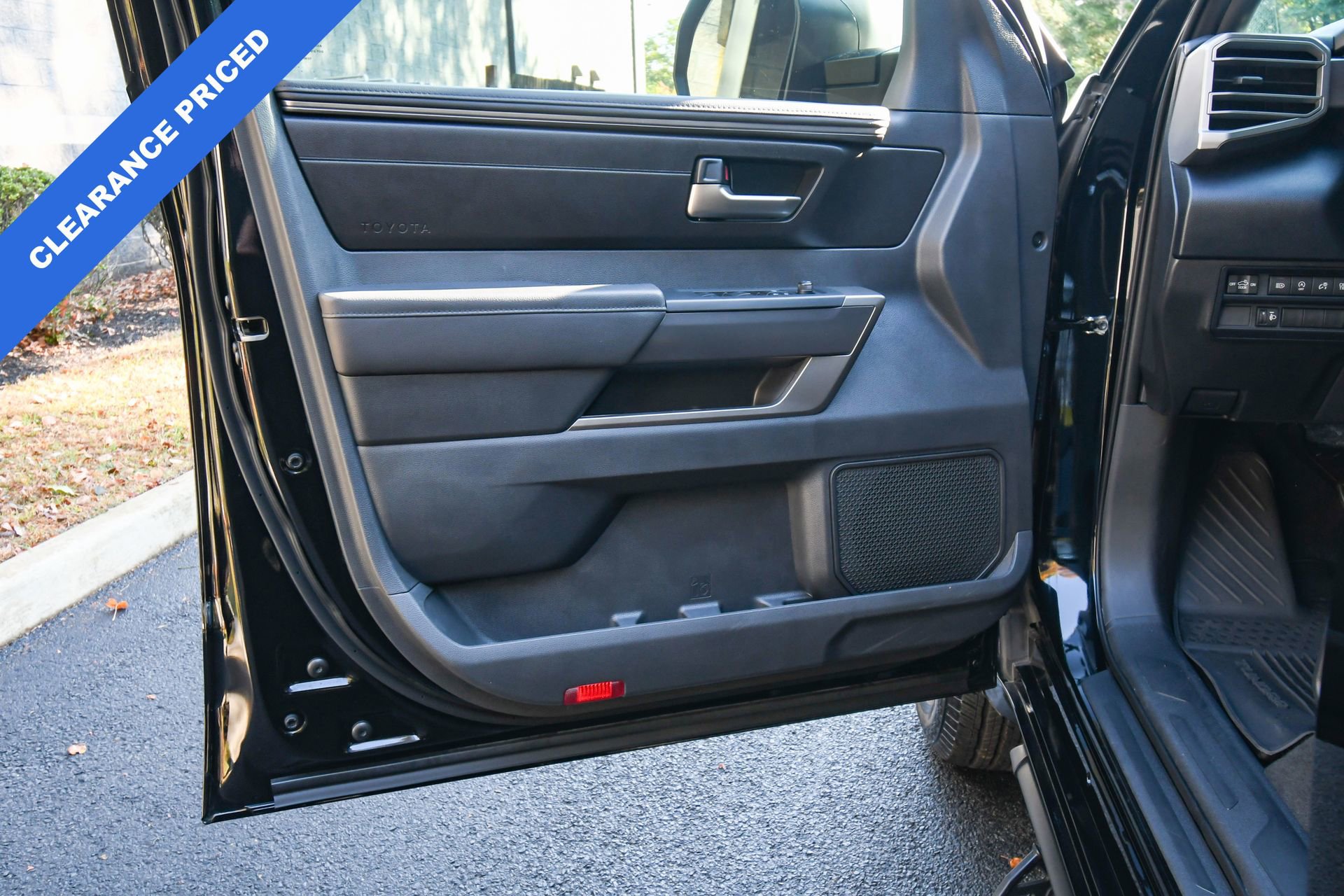 Used 2025 Toyota Tundra SR5 image 42