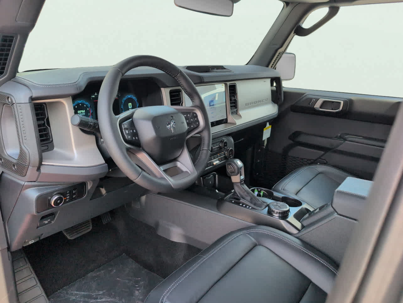 New 2026 Ford Bronco Outer Banks AWD/4WD image 8