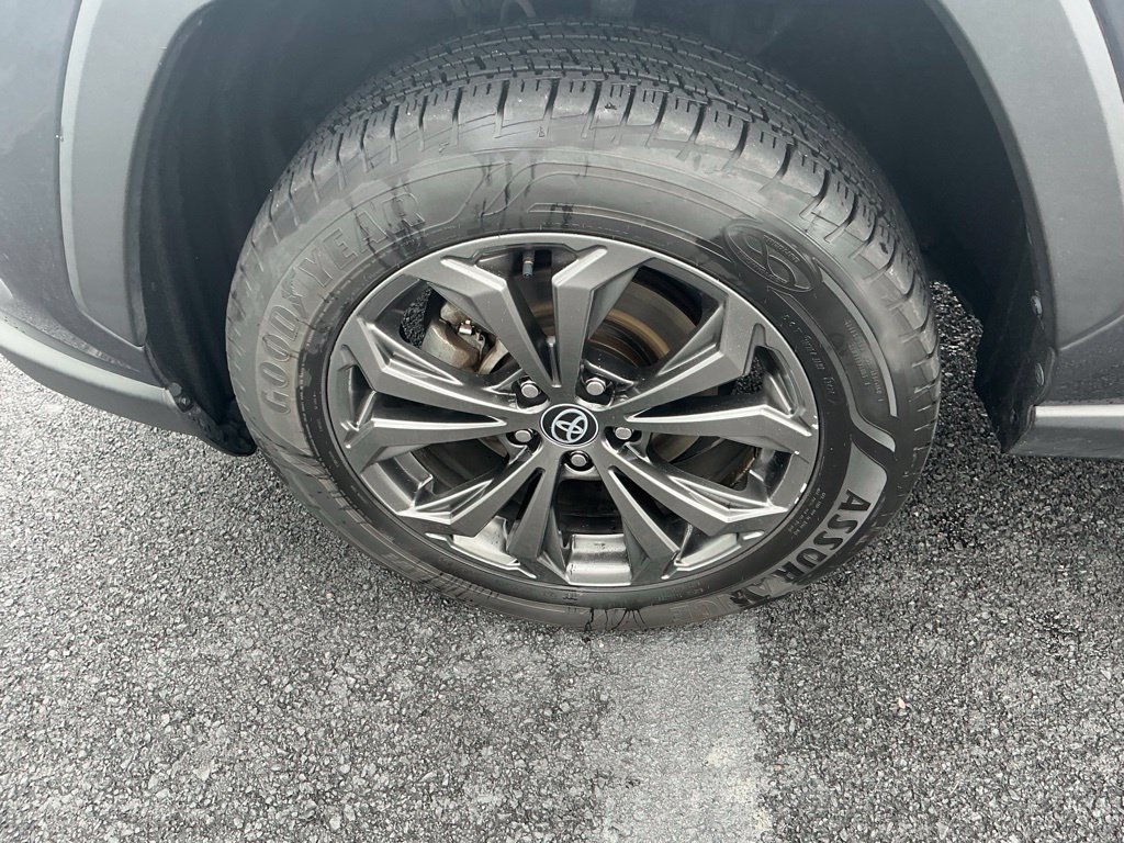 Certified 2023 Toyota RAV4 Limited AWD/4WD image 15