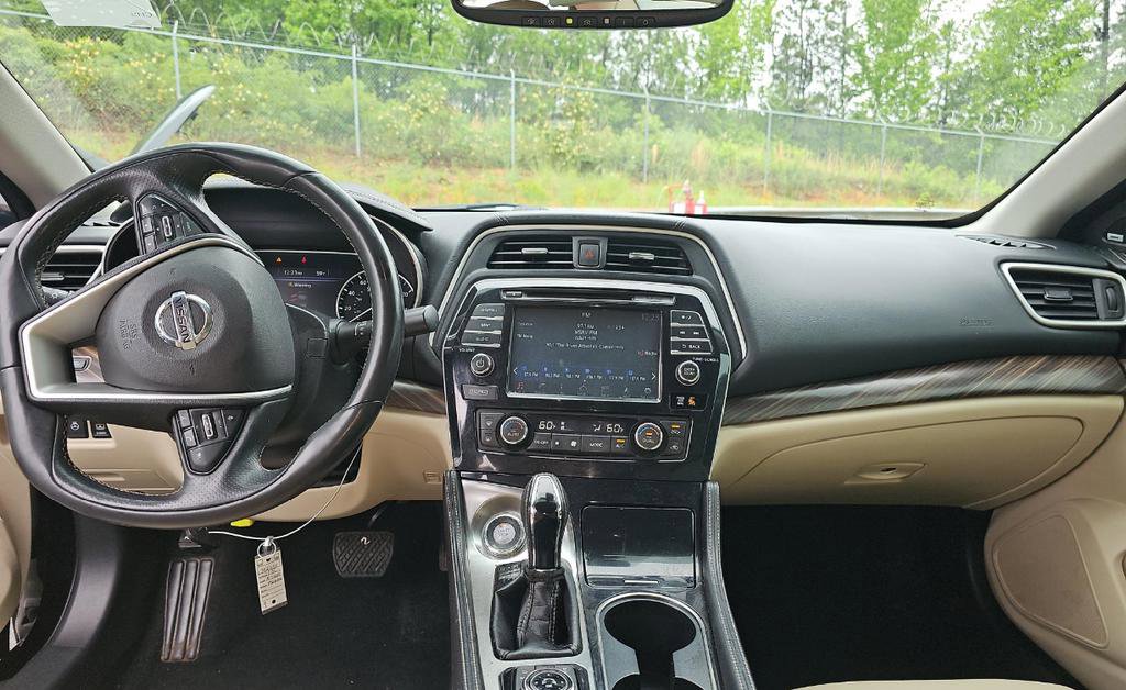 Used 2018 Nissan Maxima Platinum FWD image 12