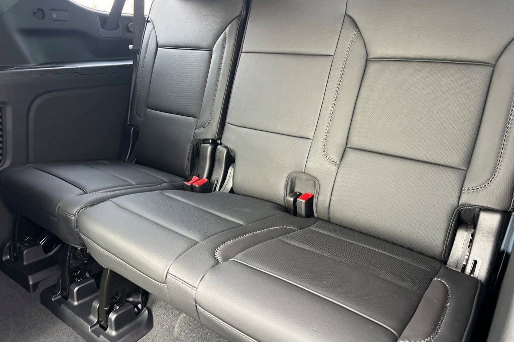 New 2026 GMC Yukon XL Denali w/ Denali Reserve Package image 12