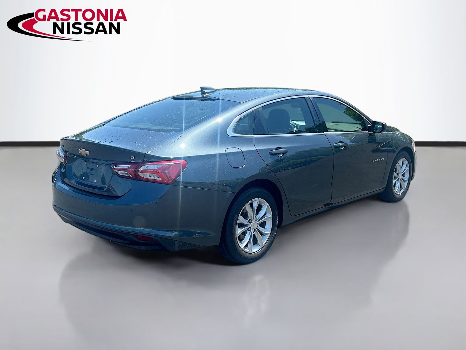 Used 2019 Chevrolet Malibu LT w/ Leather Package image 9