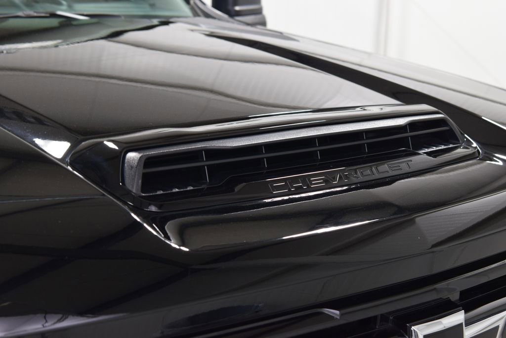 Used 2025 Chevrolet Silverado 2500 LTZ w/ Trail Boss Package AWD/4WD image 17