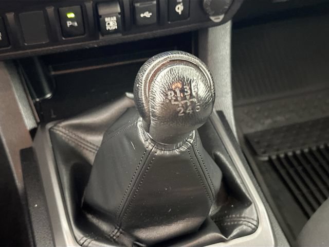 Used 2022 Toyota Tacoma TRD Sport w/ Technology Package AWD/4WD image 14