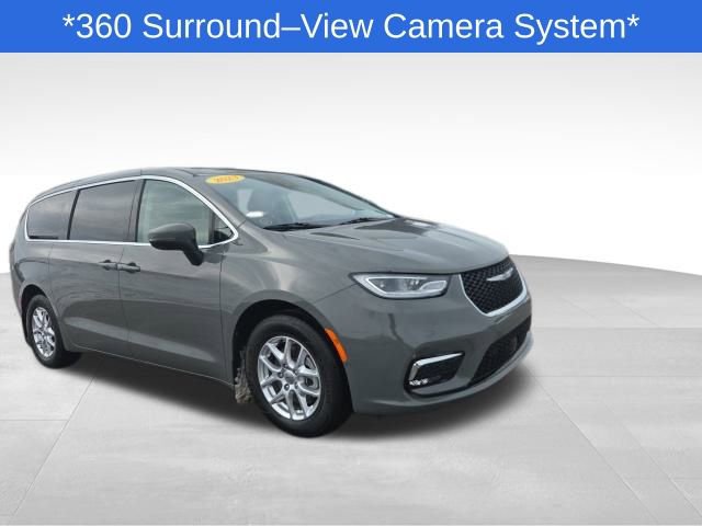 Used 2023 Chrysler Pacifica Touring-L 360° Tour