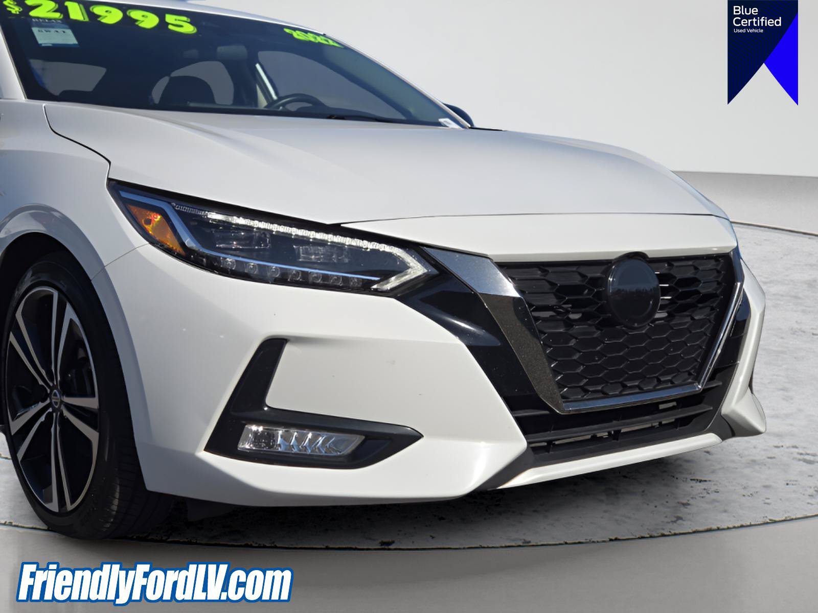 Used 2022 Nissan Sentra SR w/ SR Premium Package FWD image 9