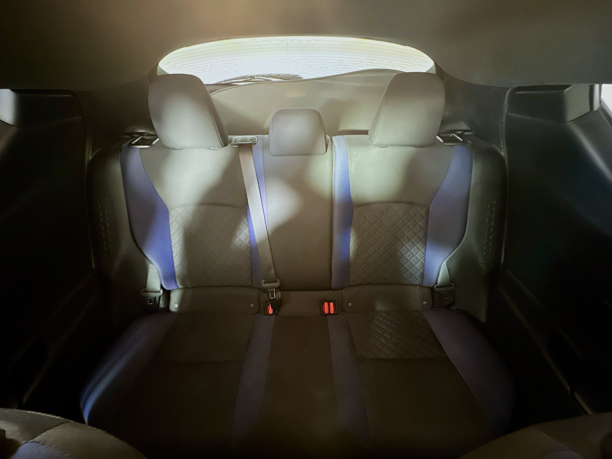 Used 2021 Toyota C-HR XLE FWD image 30