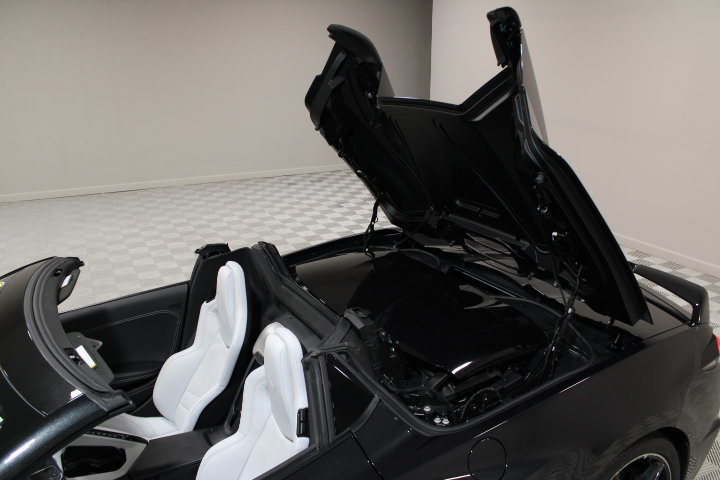 Used 2024 Chevrolet Corvette Stingray Preferred Conv w/ Z51 Performance Package RWD image 56