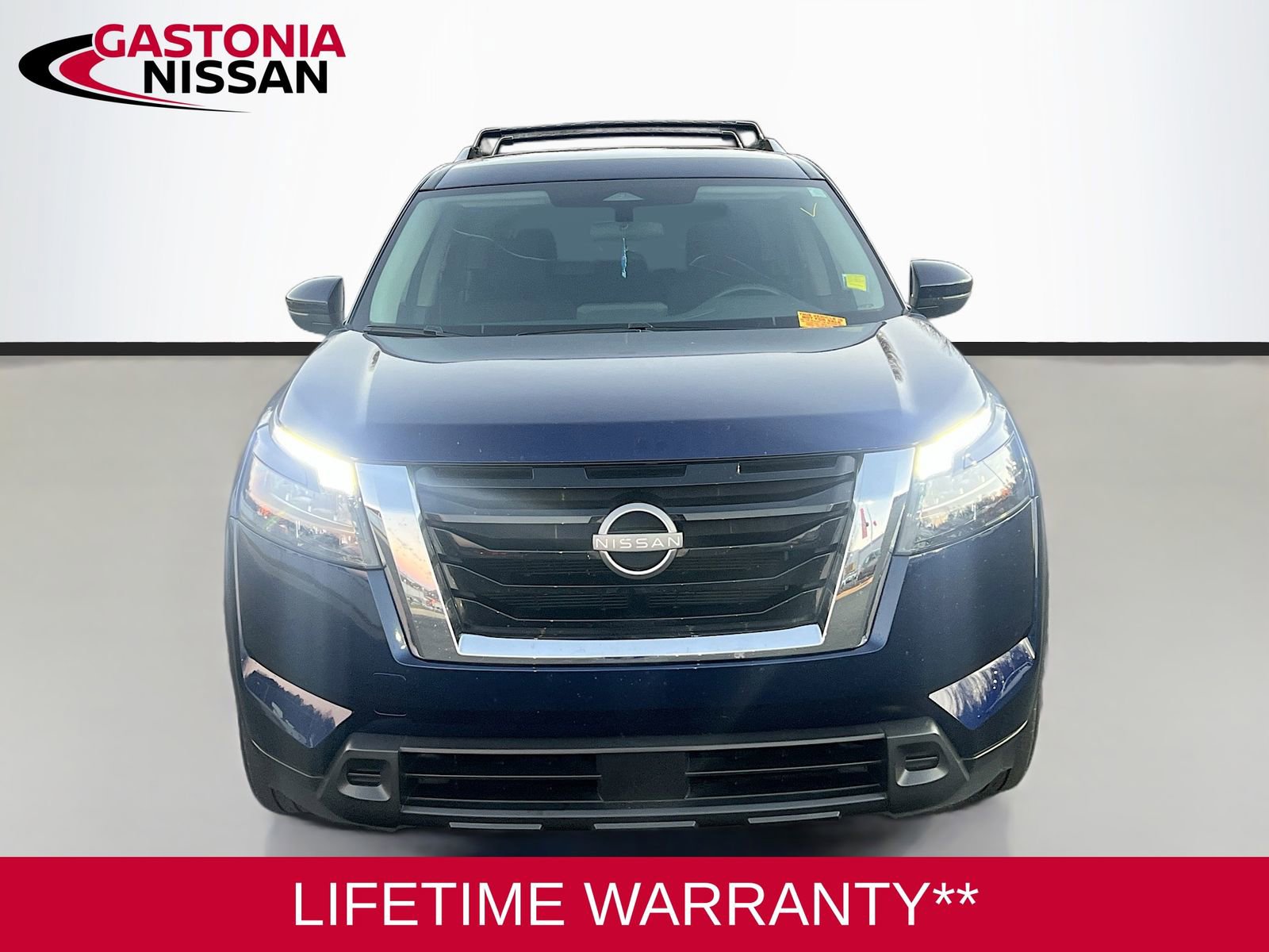 Used 2024 Nissan Pathfinder SV video 2