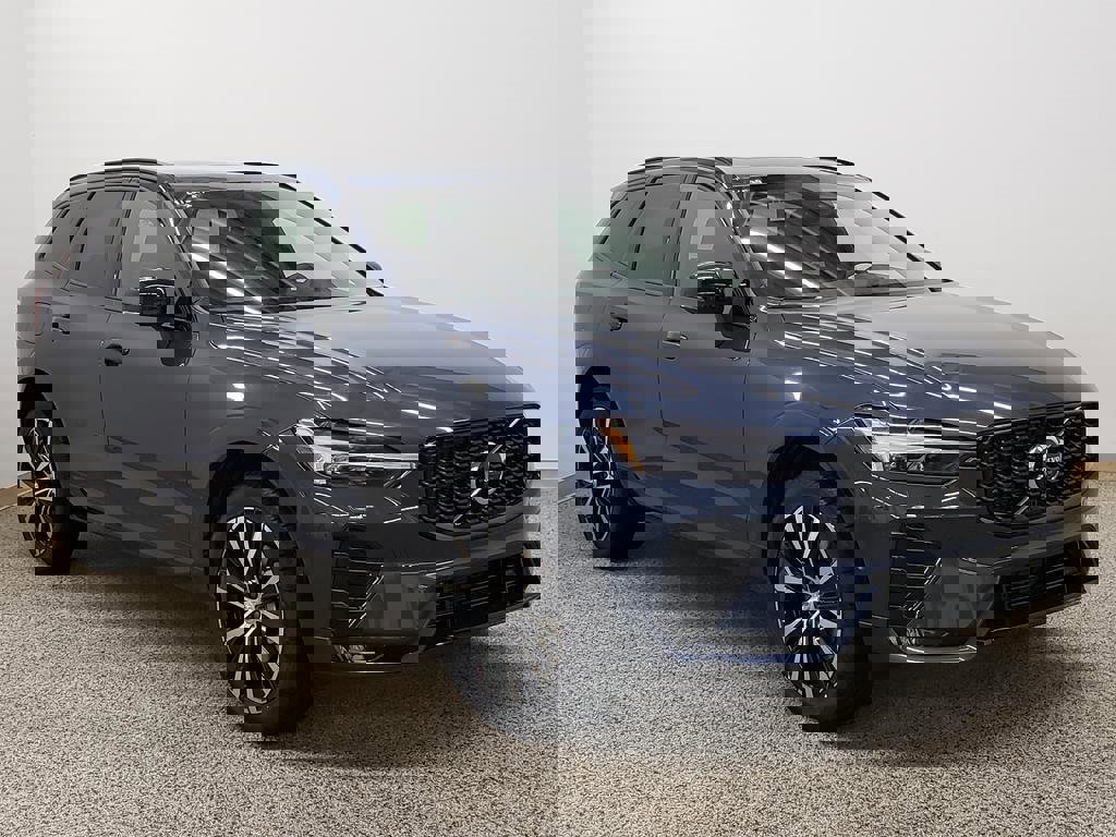 New 2025 Volvo XC60 B5 Plus w/ Protection Package Premier