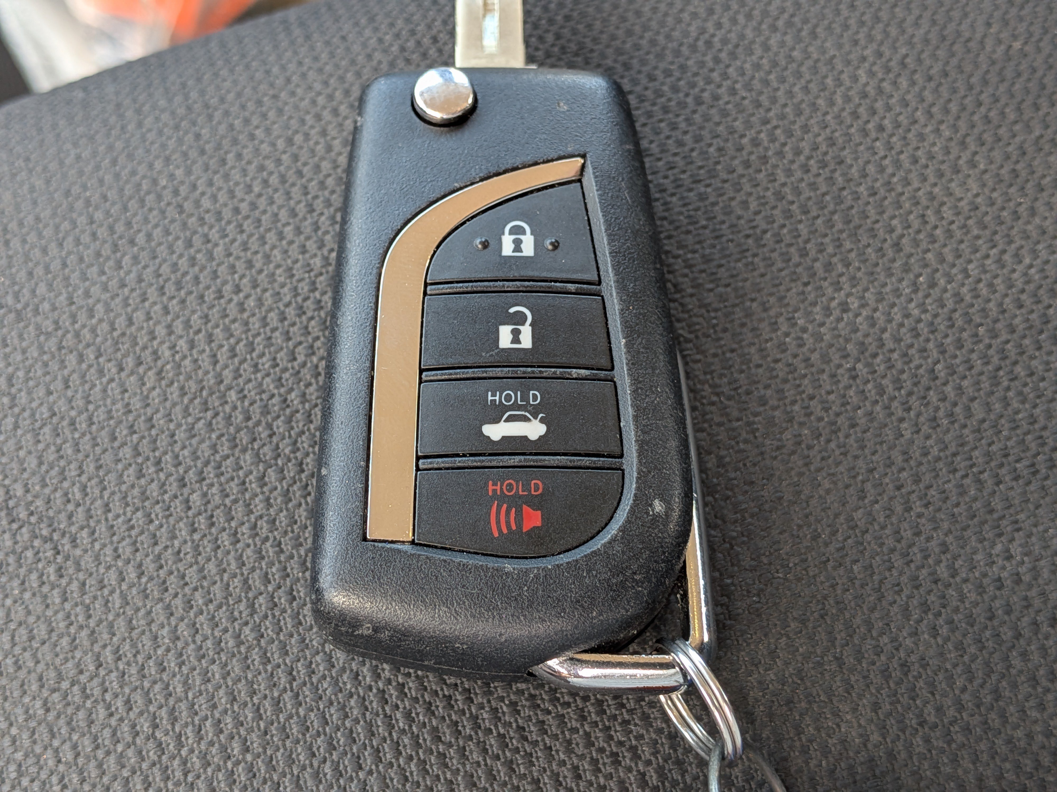 Used 2025 Toyota Corolla LE FWD image 31