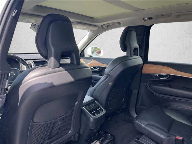 Used 2021 Volvo XC90 T6 Momentum AWD/4WD image 11