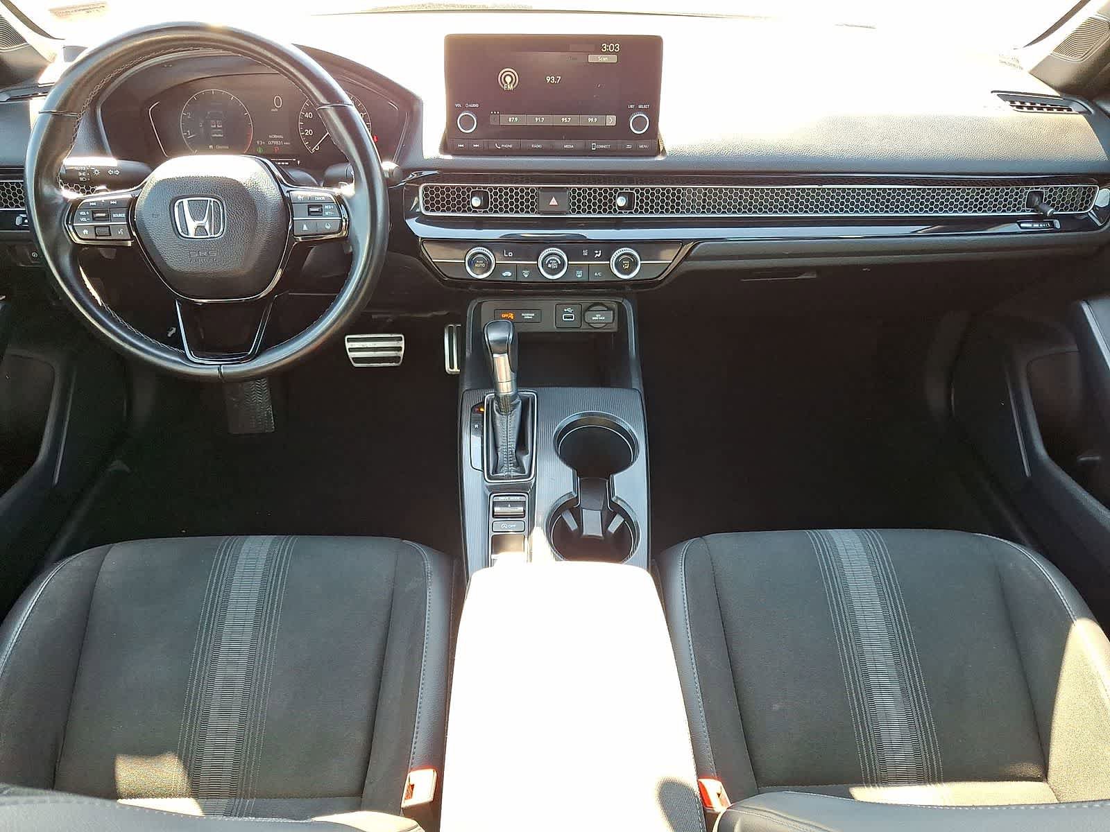 Used 2023 Honda Civic Sport image 11