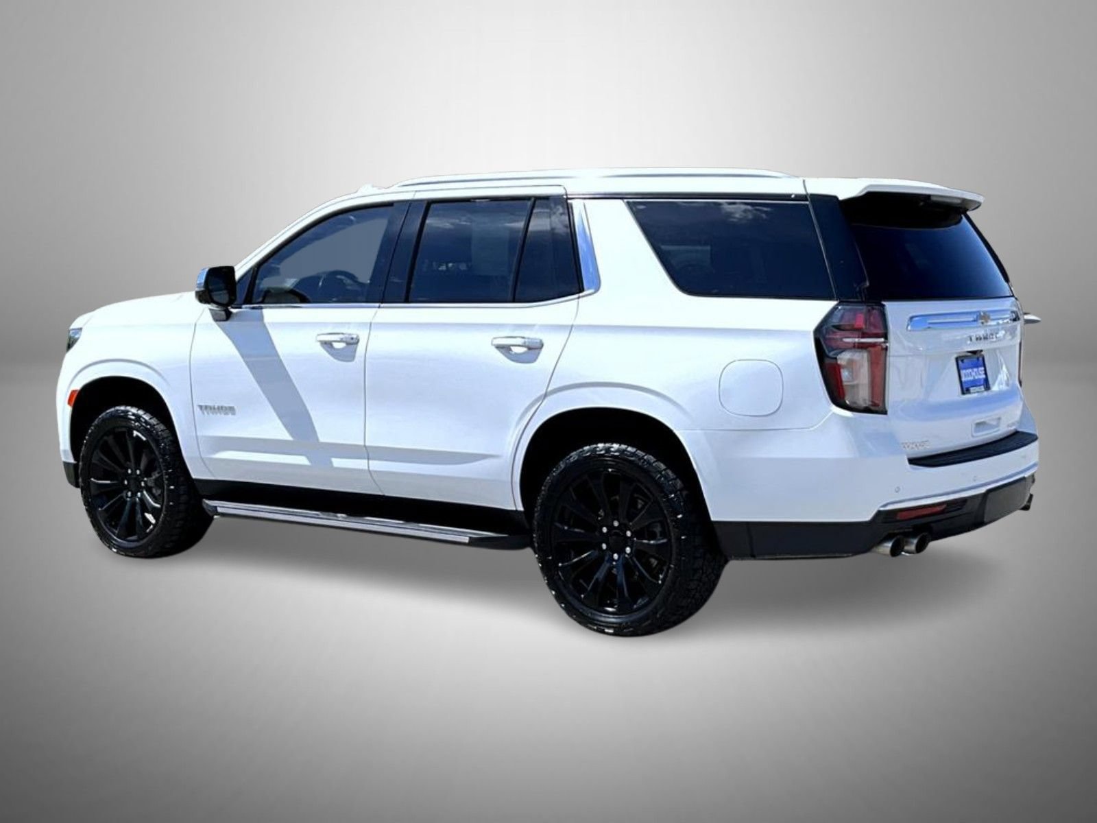Used 2021 Chevrolet Tahoe Premier w/ Premium Package AWD/4WD image 7