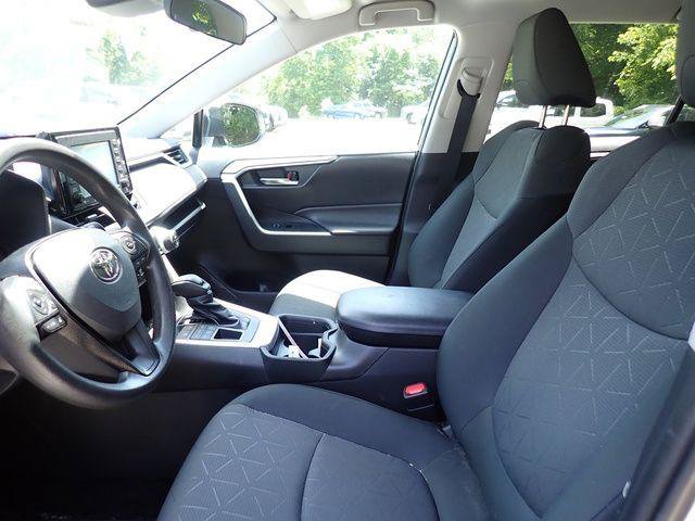 Certified 2021 Toyota RAV4 XLE AWD/4WD image 10