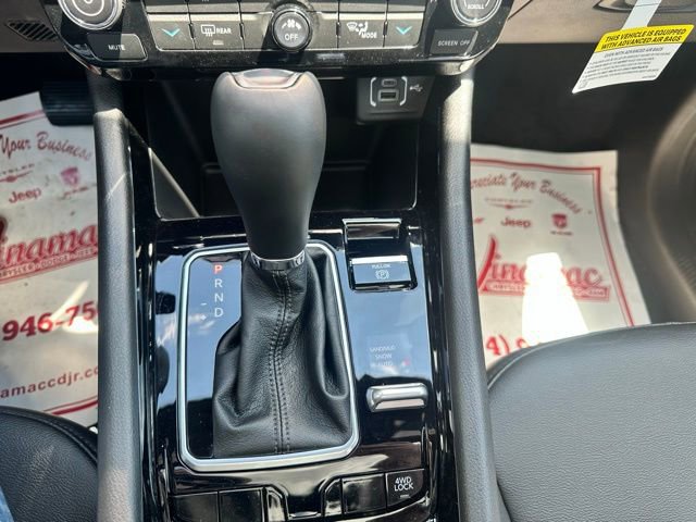 Used 2024 Jeep Compass Limited w/ High Altitude Package image 30