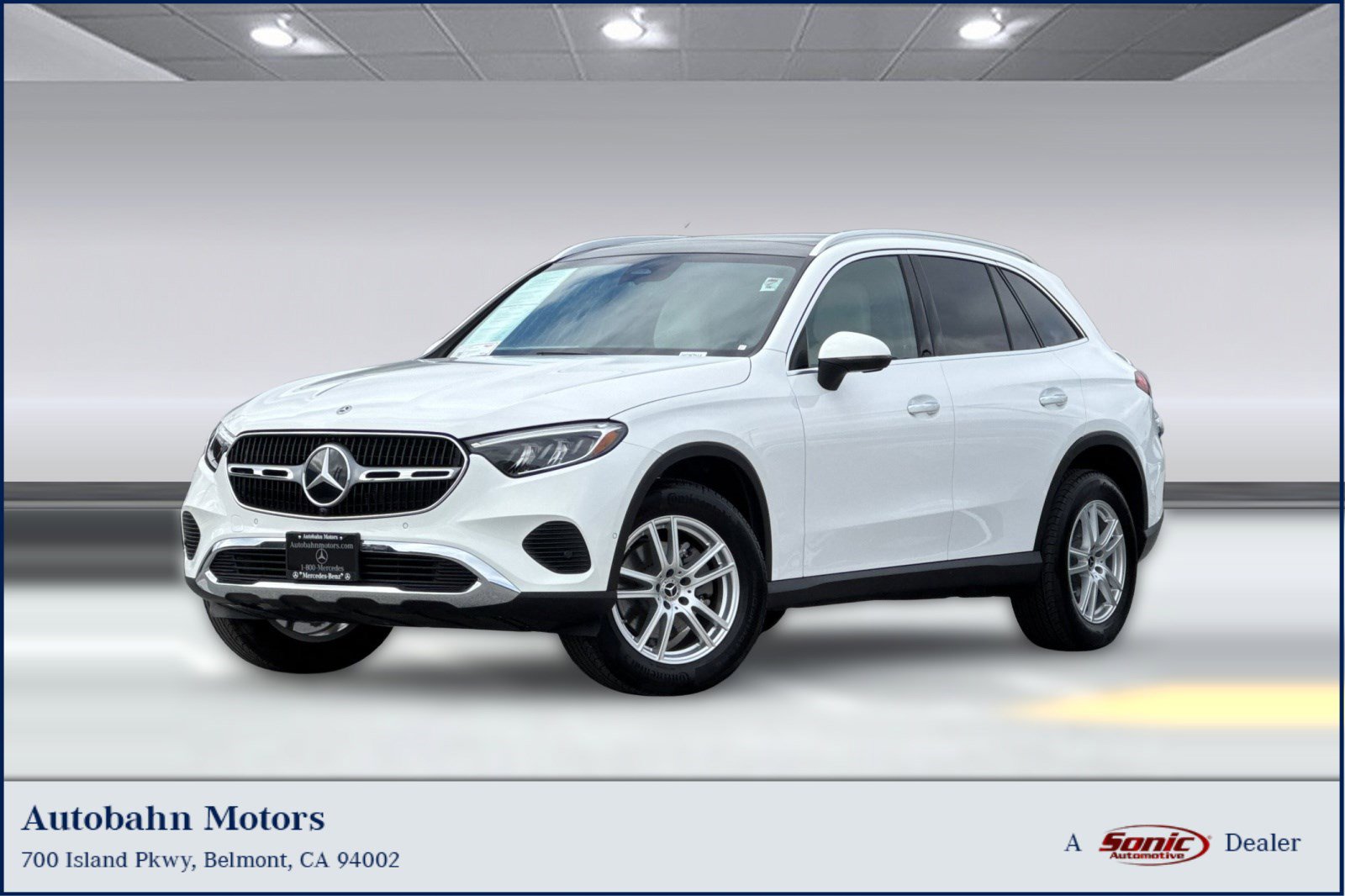 Certified 2025 Mercedes-Benz GLC 300 4MATIC image 1