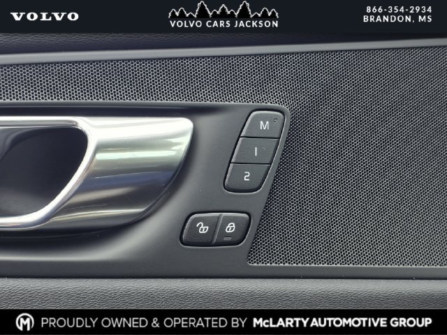 New 2026 Volvo XC60 B5 Plus w/ Protection Package Premier AWD/4WD image 14