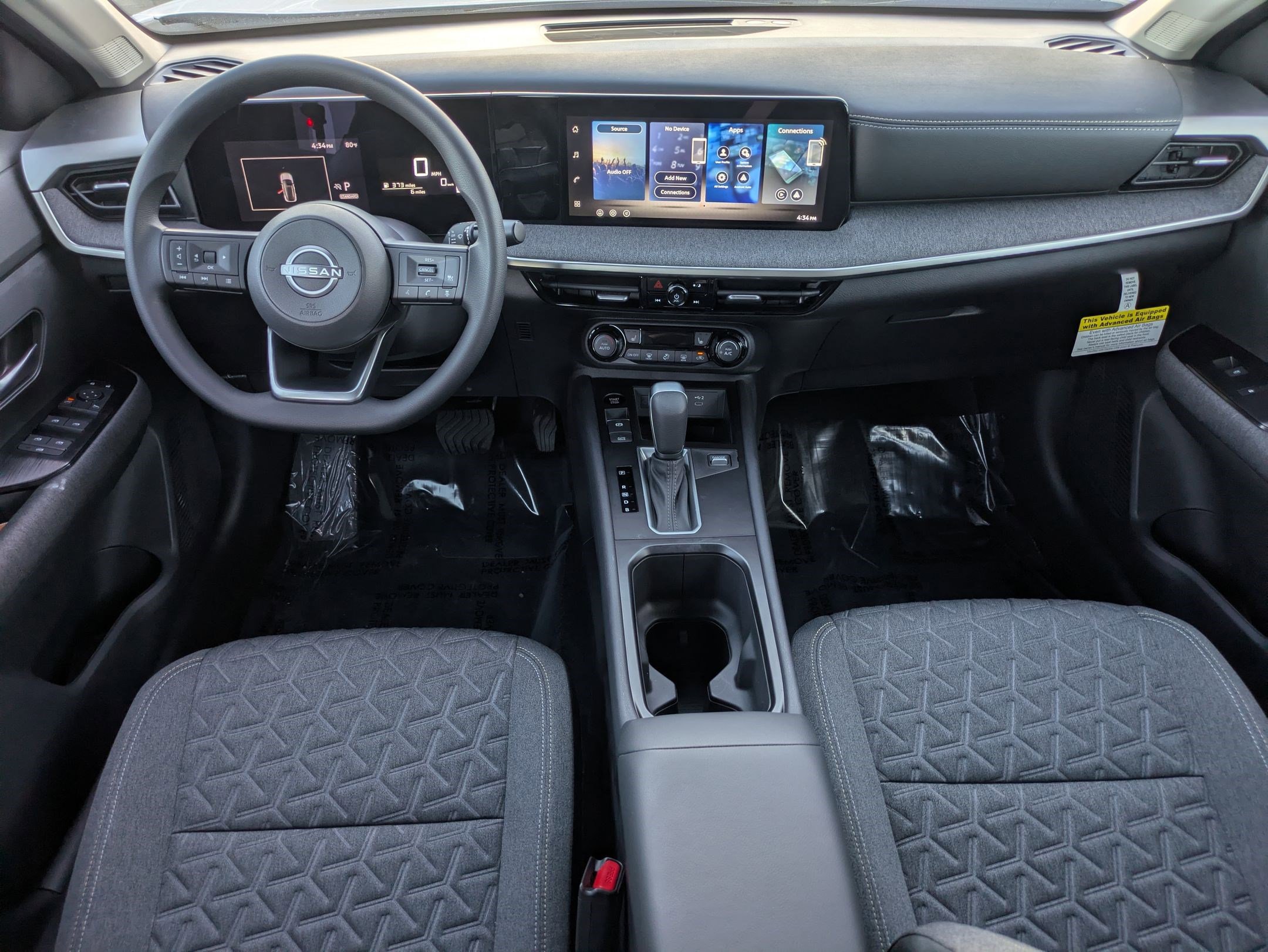 New 2026 Nissan Kicks SV w/ SV Premium Package FWD image 10