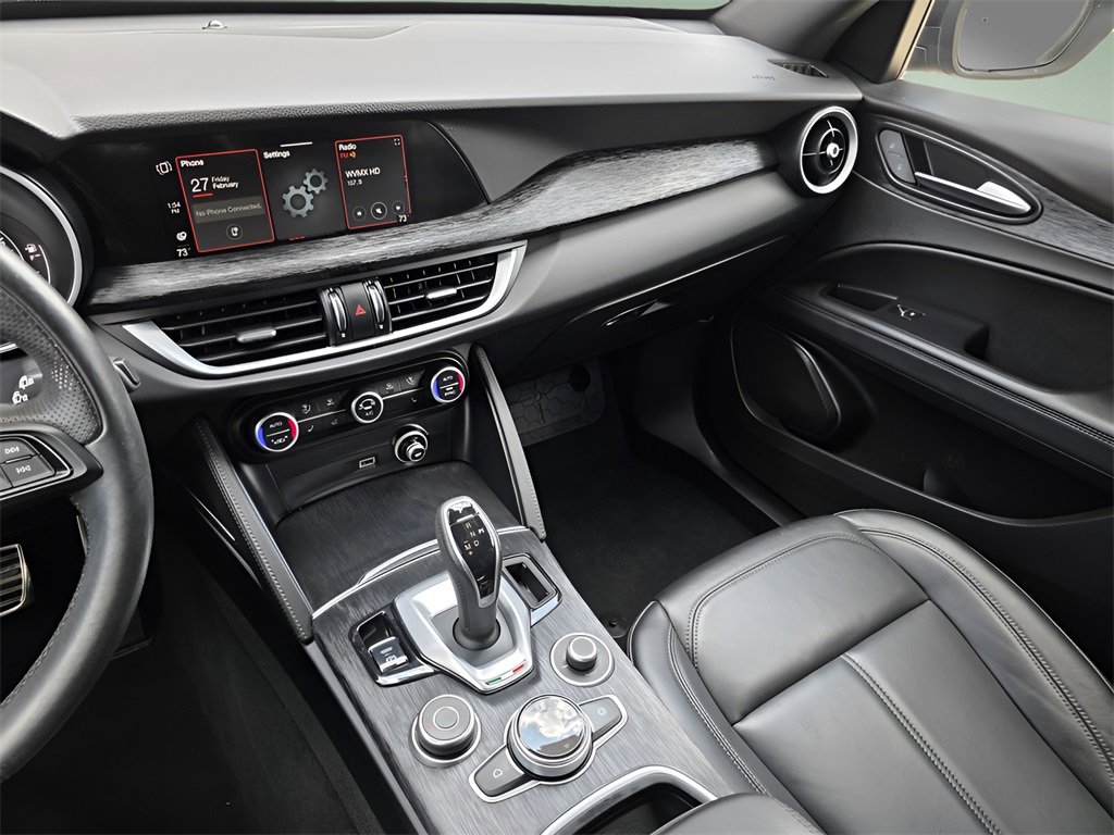 Used 2022 Alfa Romeo Stelvio Sprint image 30