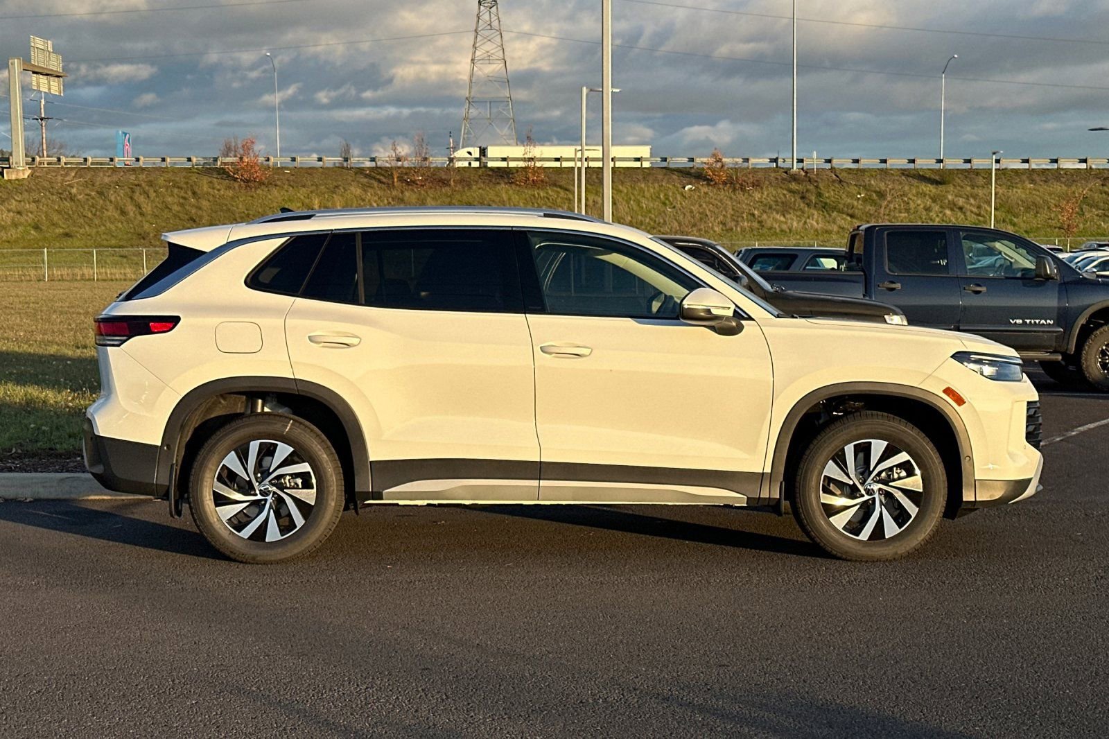 New 2026 Volkswagen Tiguan S AWD/4WD video 2