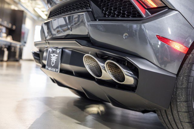 Used 2017 Lamborghini Huracan LP 580-2 image 18