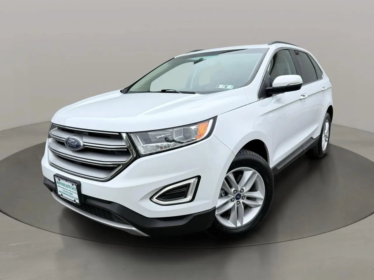 Used 2018 Ford Edge SEL w/ Equipment Group 201A AWD/4WD image 3