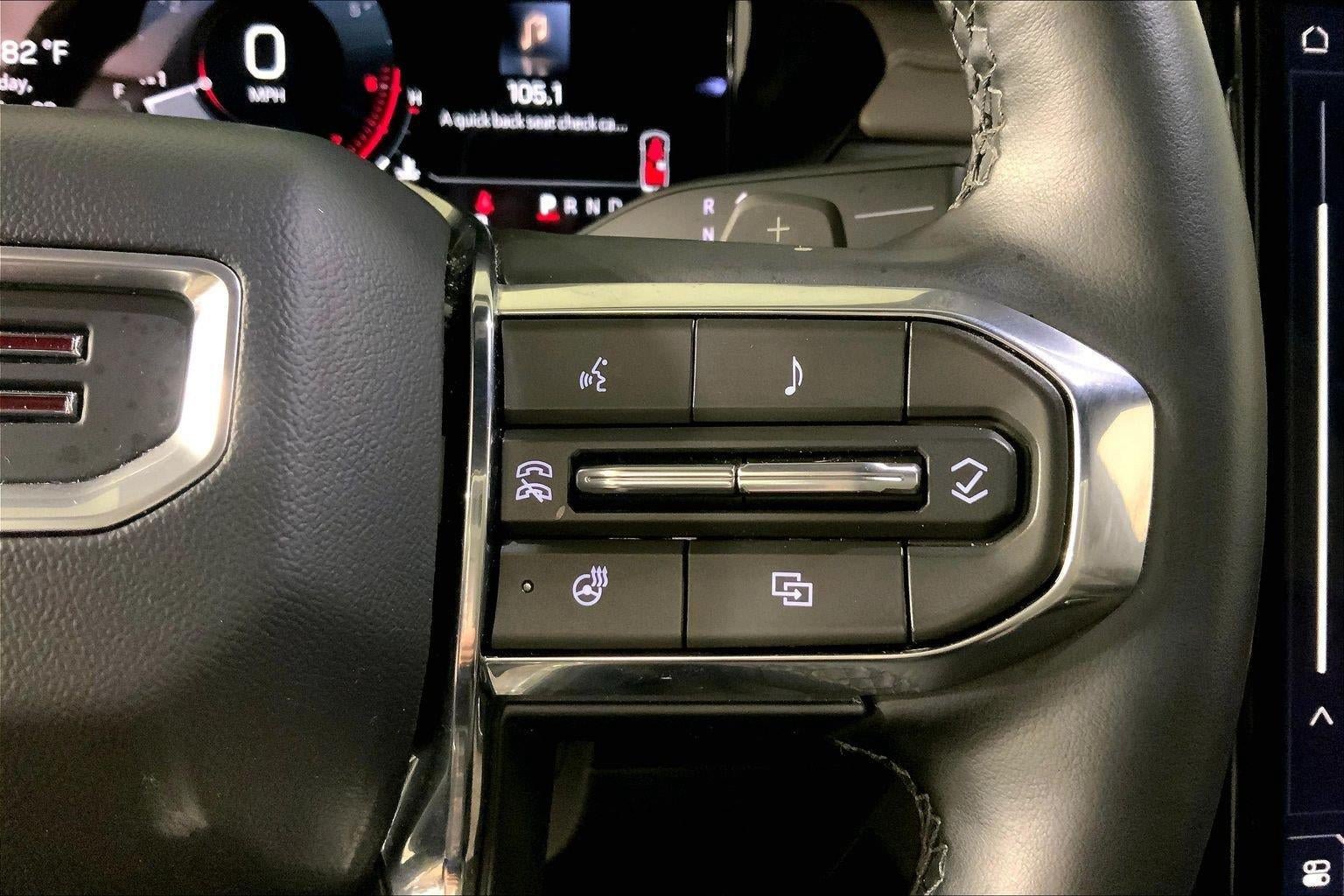 Used 2026 GMC Acadia Elevation FWD image 19