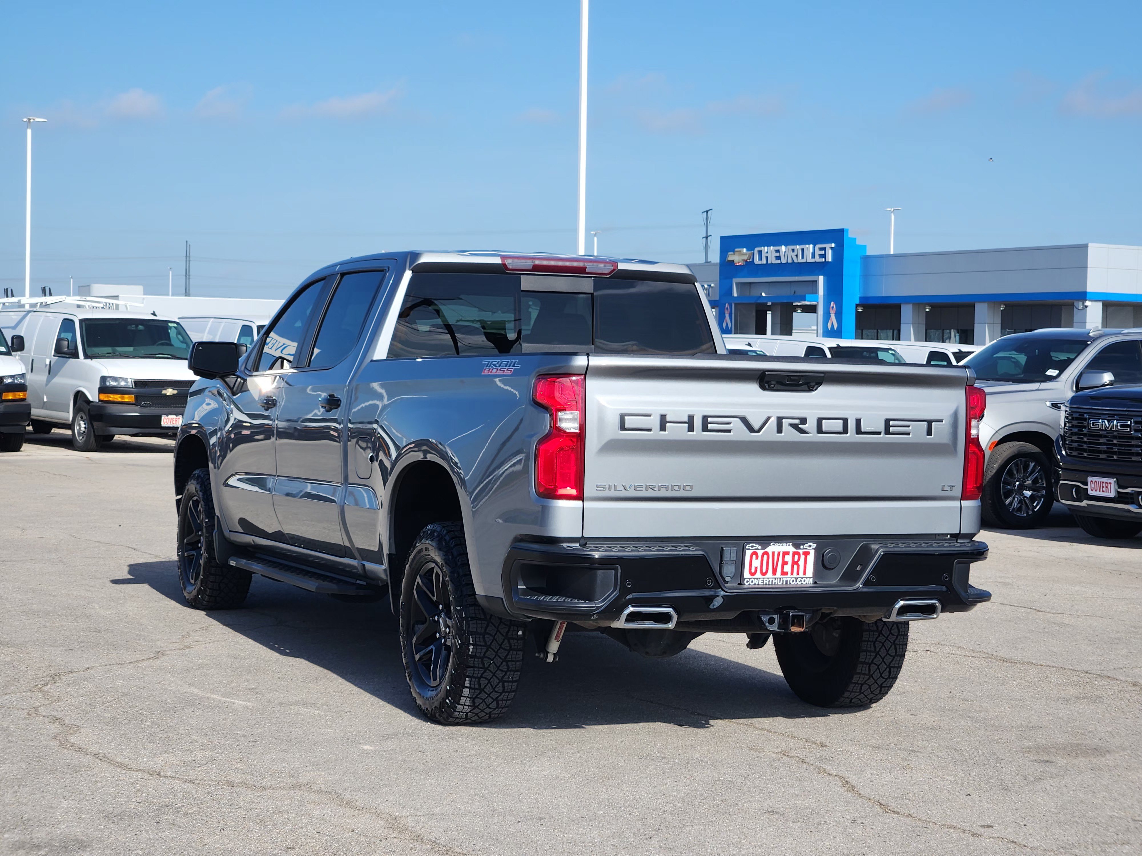 Used 2023 Chevrolet Silverado 1500 LT Trail Boss w/ LT Trail Boss Premium Package AWD/4WD image 5