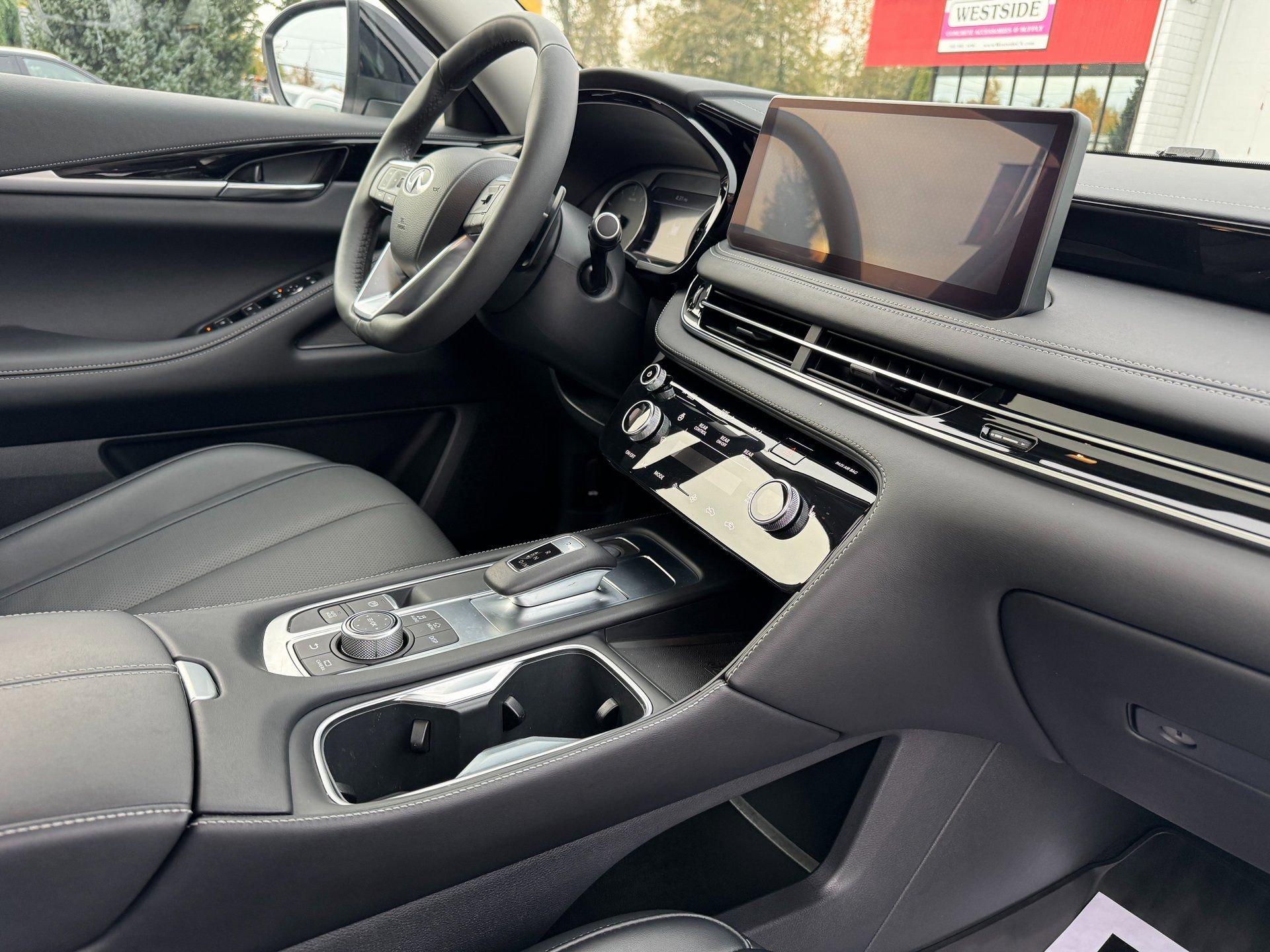 Used 2023 INFINITI QX60 Pure image 21