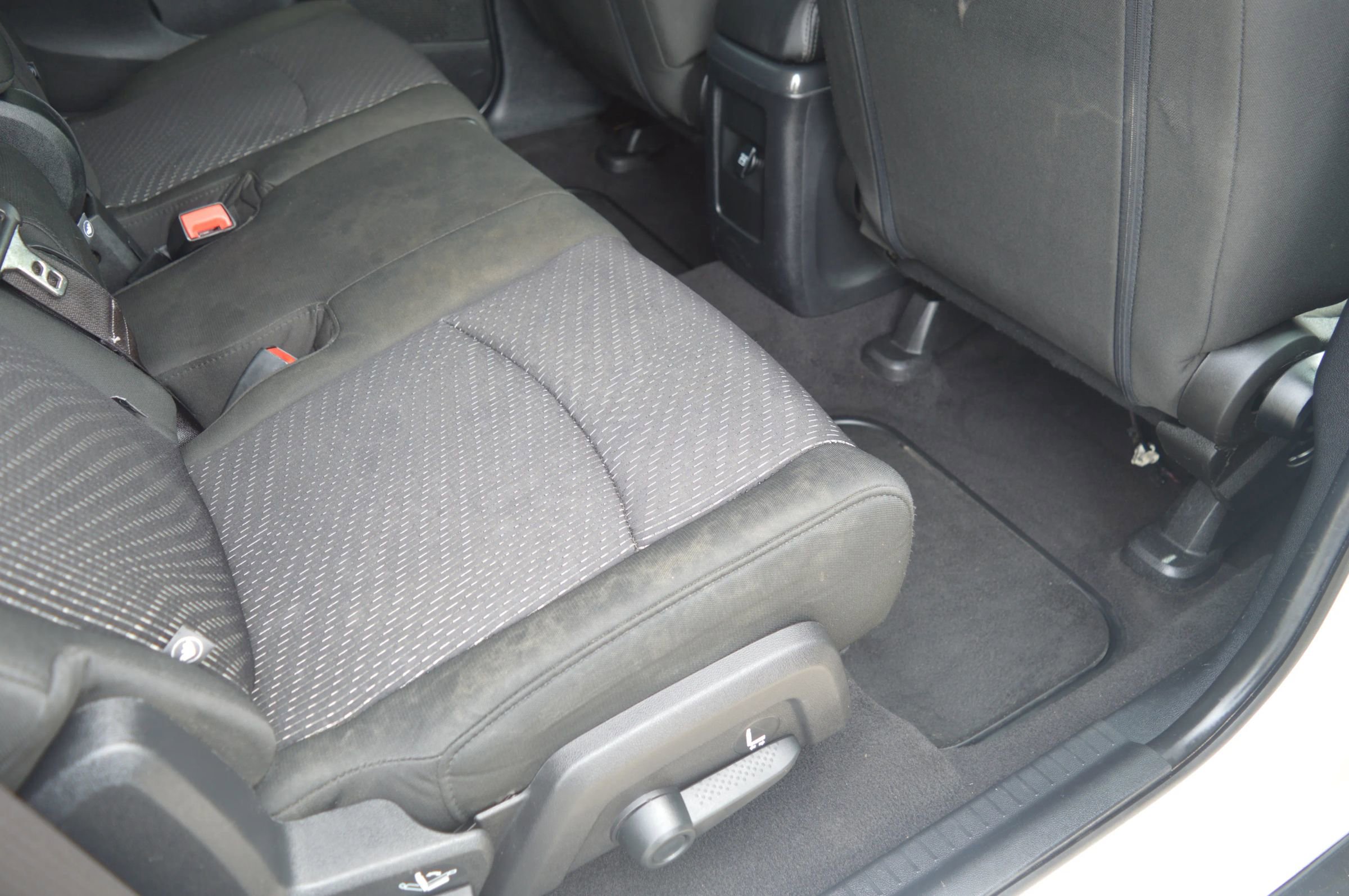 Used 2019 Dodge Journey SE w/ Connectivity Group FWD image 21