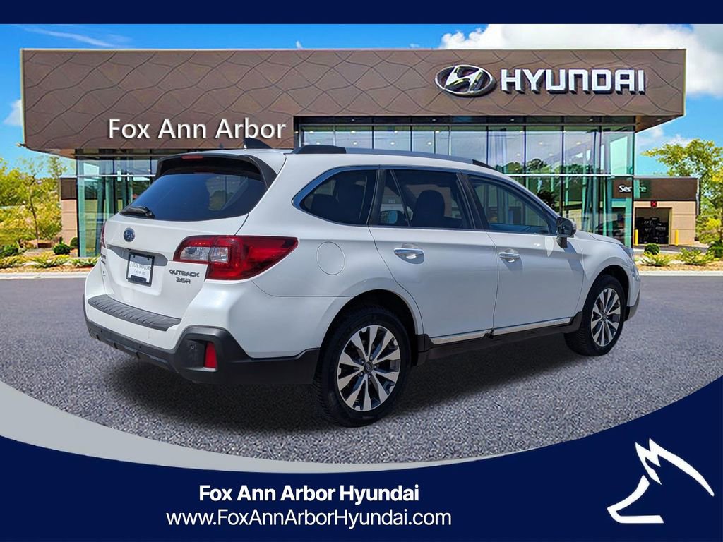 Used 2019 Subaru Outback 3.6R Touring AWD/4WD image 5