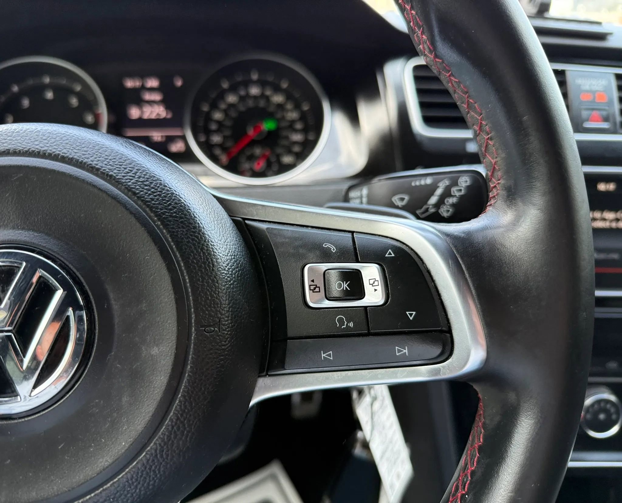 Used 2016 Volkswagen GTI S FWD image 14