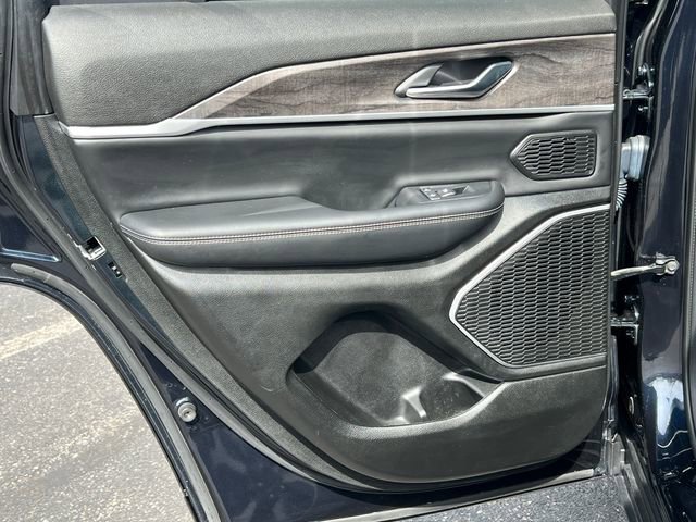 Used 2022 Jeep Grand Cherokee Limited 4xe image 41