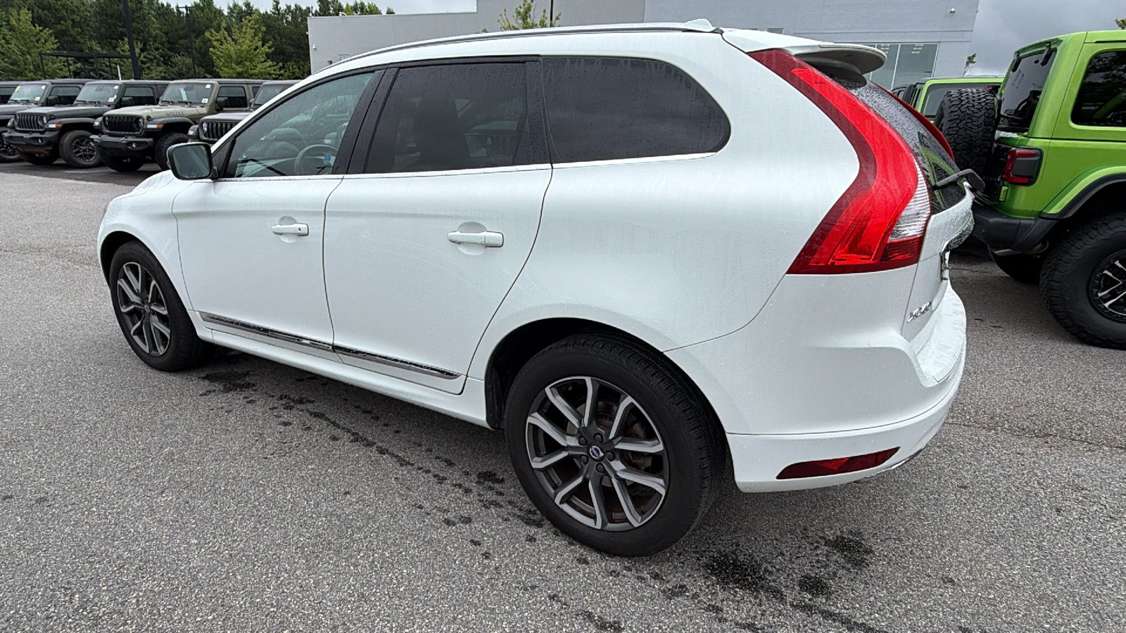 Used 2016 Volvo XC60 T5 Premier AWD/4WD image 10