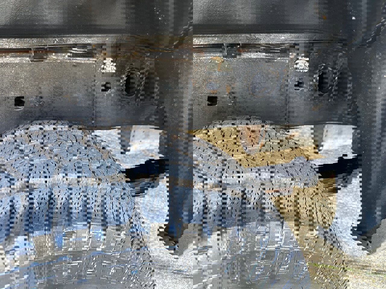 Used 2007 GMC Sierra 2500 SLE w/ Z71 Off-Road Package image 53