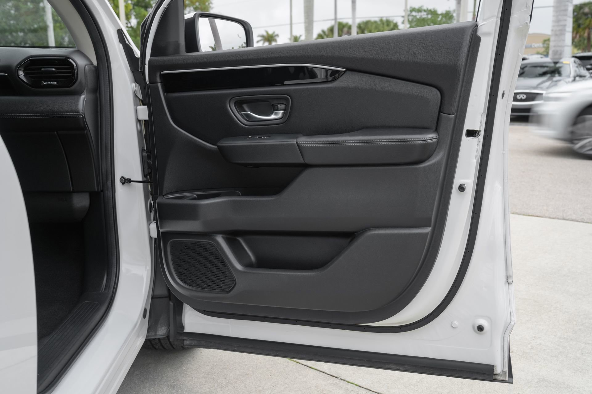 Used 2024 Honda Pilot EX-L image 37