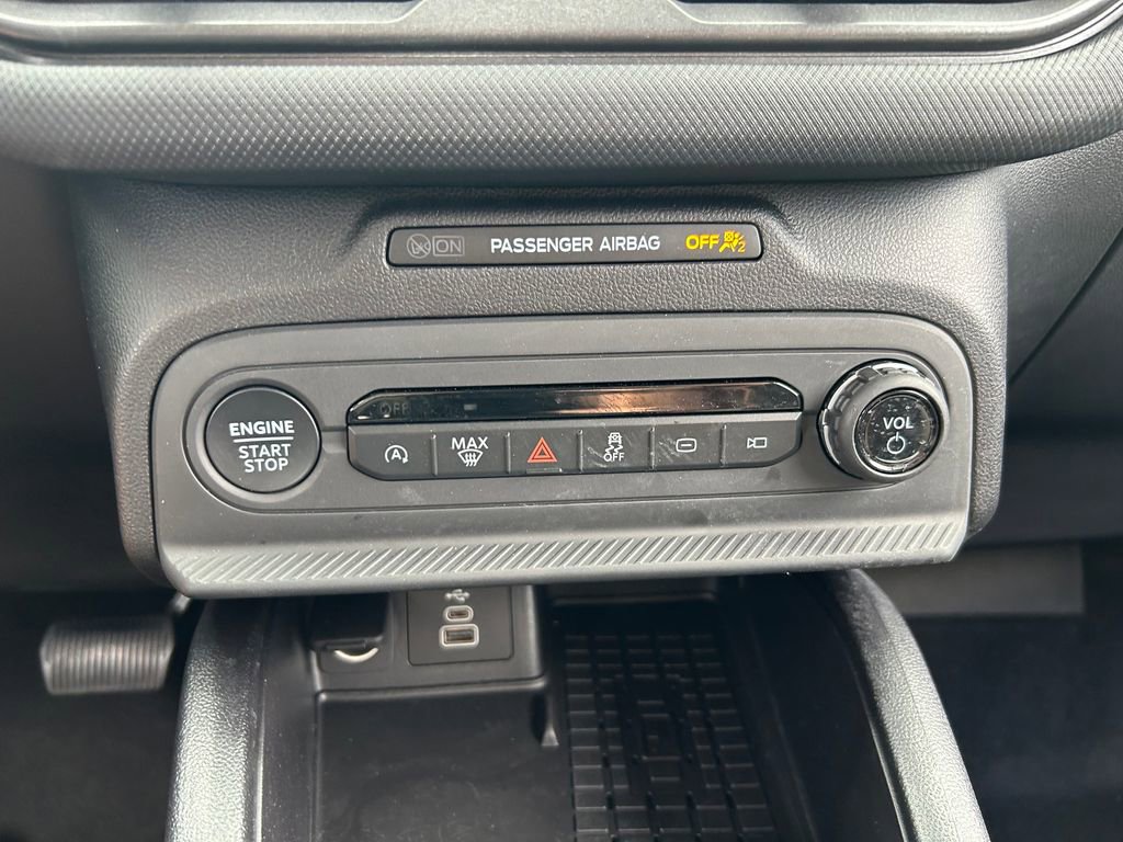 Used 2025 Ford Bronco Sport Big Bend w/ Convenience Package image 15