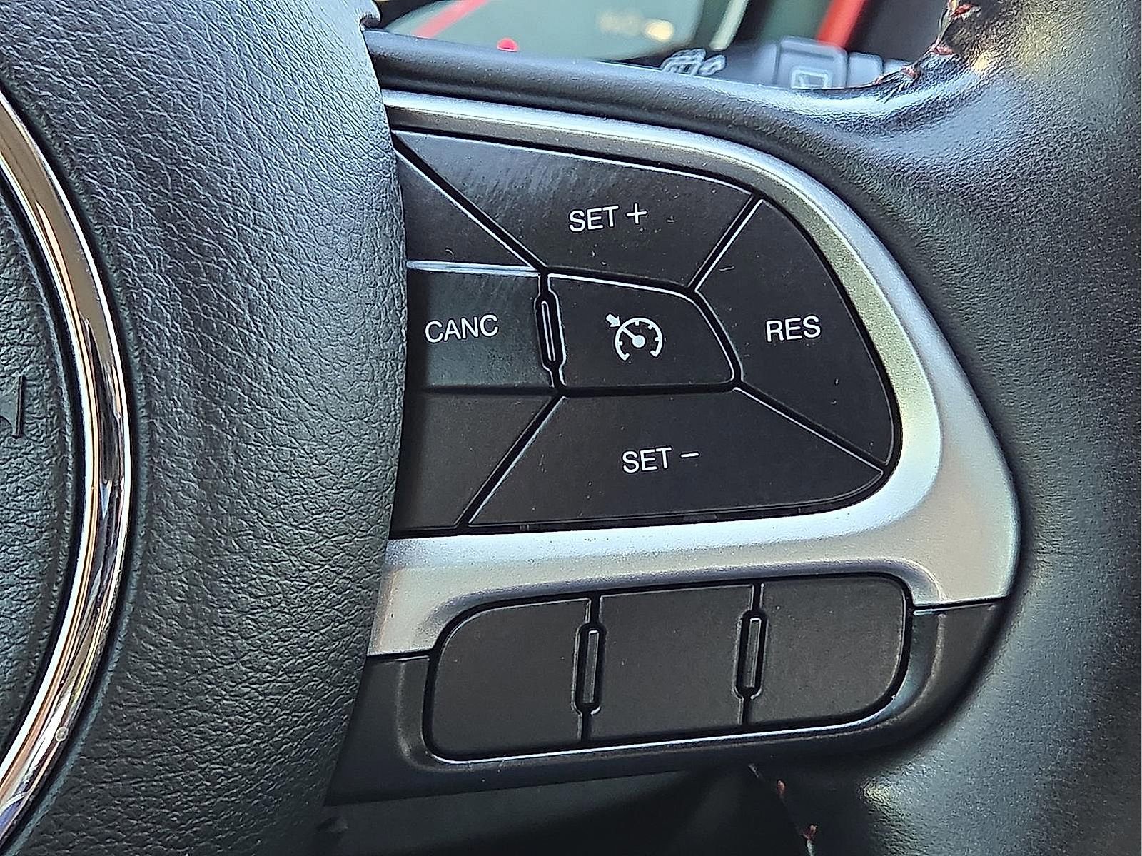 Used 2018 Jeep Compass Trailhawk image 22