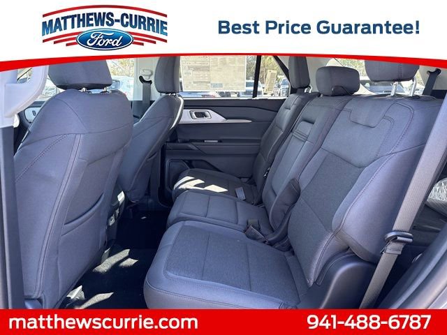 New 2026 Ford Explorer Active RWD image 12
