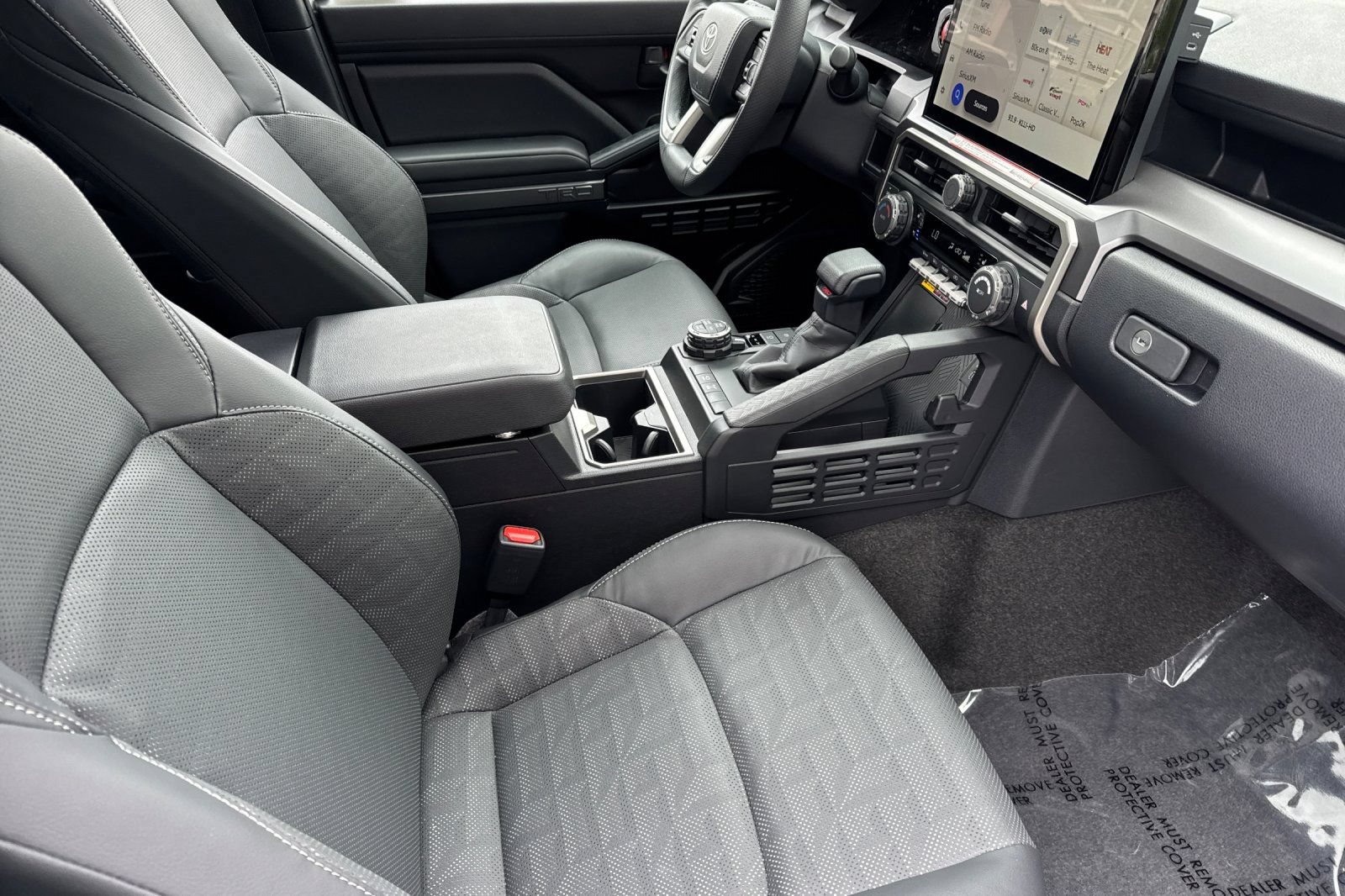 Certified 2025 Toyota 4Runner TRD Off-Road Premium AWD/4WD image 22