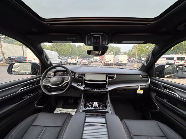 New 2026 Jeep Grand Wagoneer L Limited AWD/4WD image 2