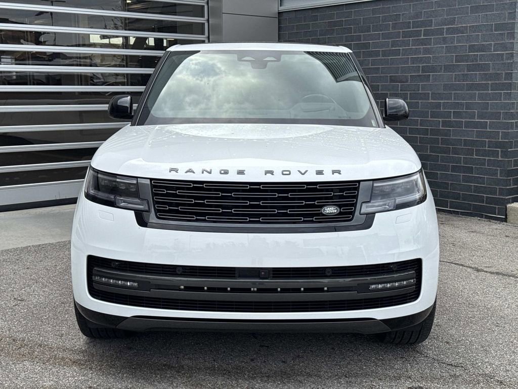 New 2026 Land Rover Range Rover SE AWD/4WD image 2