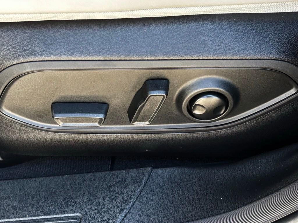 Used 2025 Jeep Wagoneer S Limited image 15